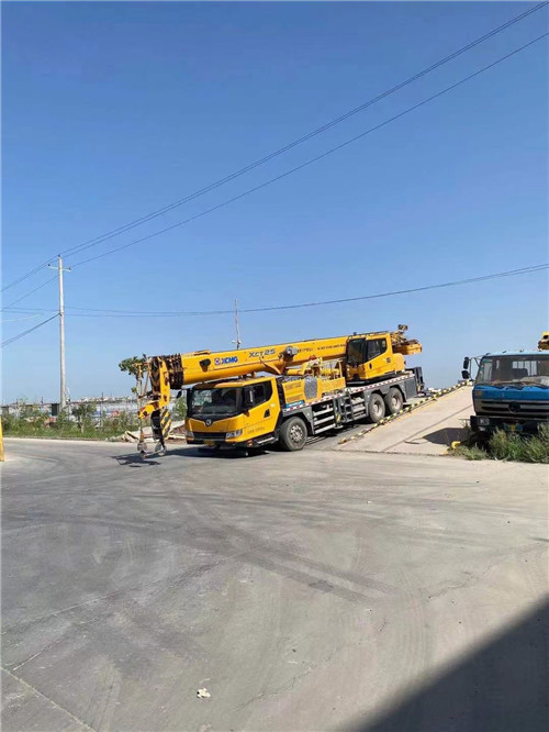 邯山区吊车作业时，可能会产生哪些额外收费项目？